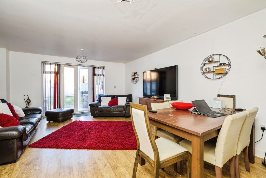 Additional image 13 of 4 bed semi-detached house for saleHaddonian Road, Market Harborough LE16