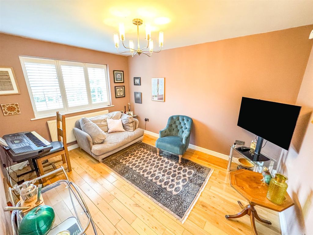 Additional image 14 of 5 bed detached house for saleRockingham Road, Cottingham, Market Harborough LE16