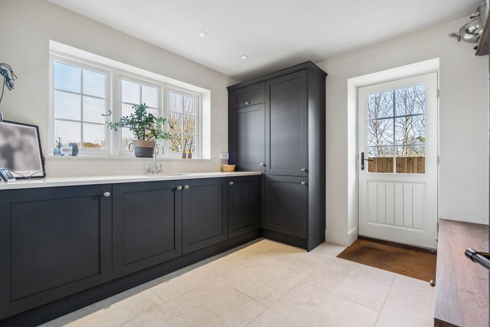Additional image 21 of 6 bed detached house for saleThe Vale, Wokingham RG40