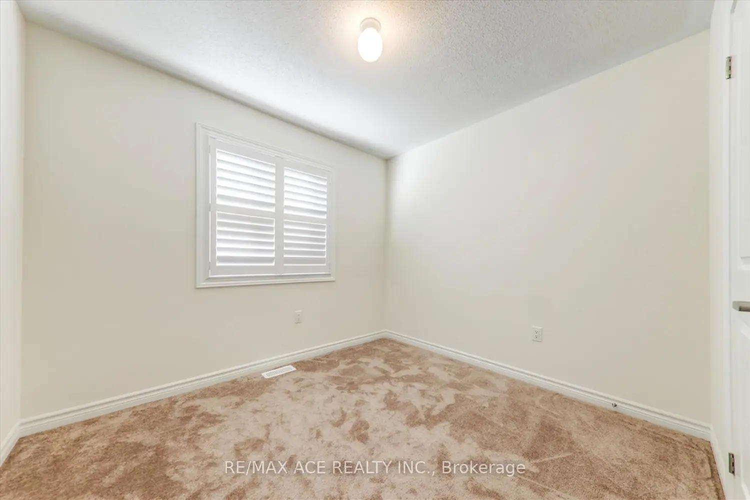 Additional image 17 of 1152 Skyridge Boulevard