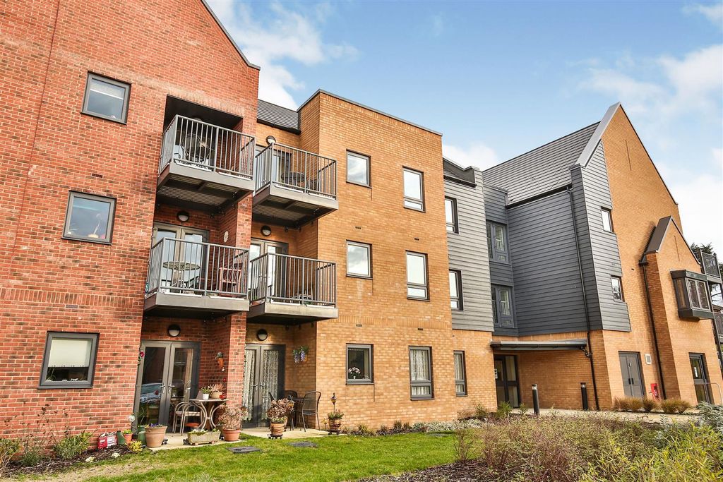 1 bed flat for saleCoralie Court, Westfield View, Bluebell Road, Norwich NR4