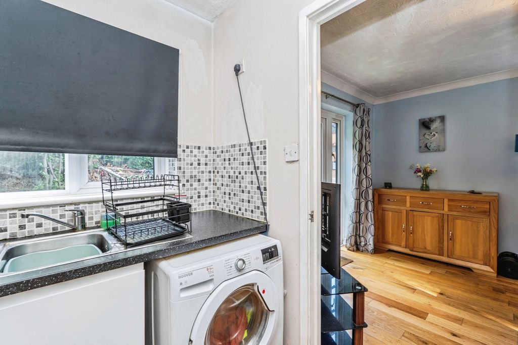 Additional image 15 of 1 bed flat for saleBrunel Road, Southampton, Hampshire SO15