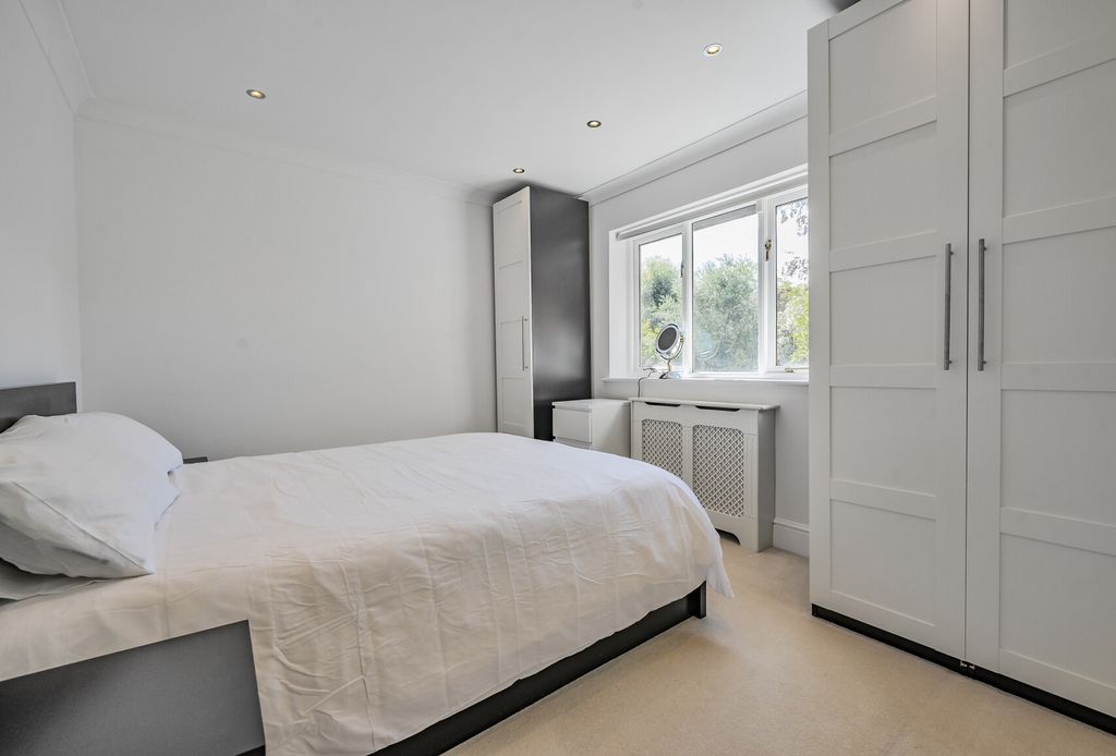 Additional image 15 of 5 bed detached house for saleThe Denningtons, Worcester Park, Surrey KT4