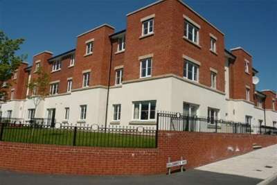 2 bed flat for saleBradshaw Street, Wigan WN1