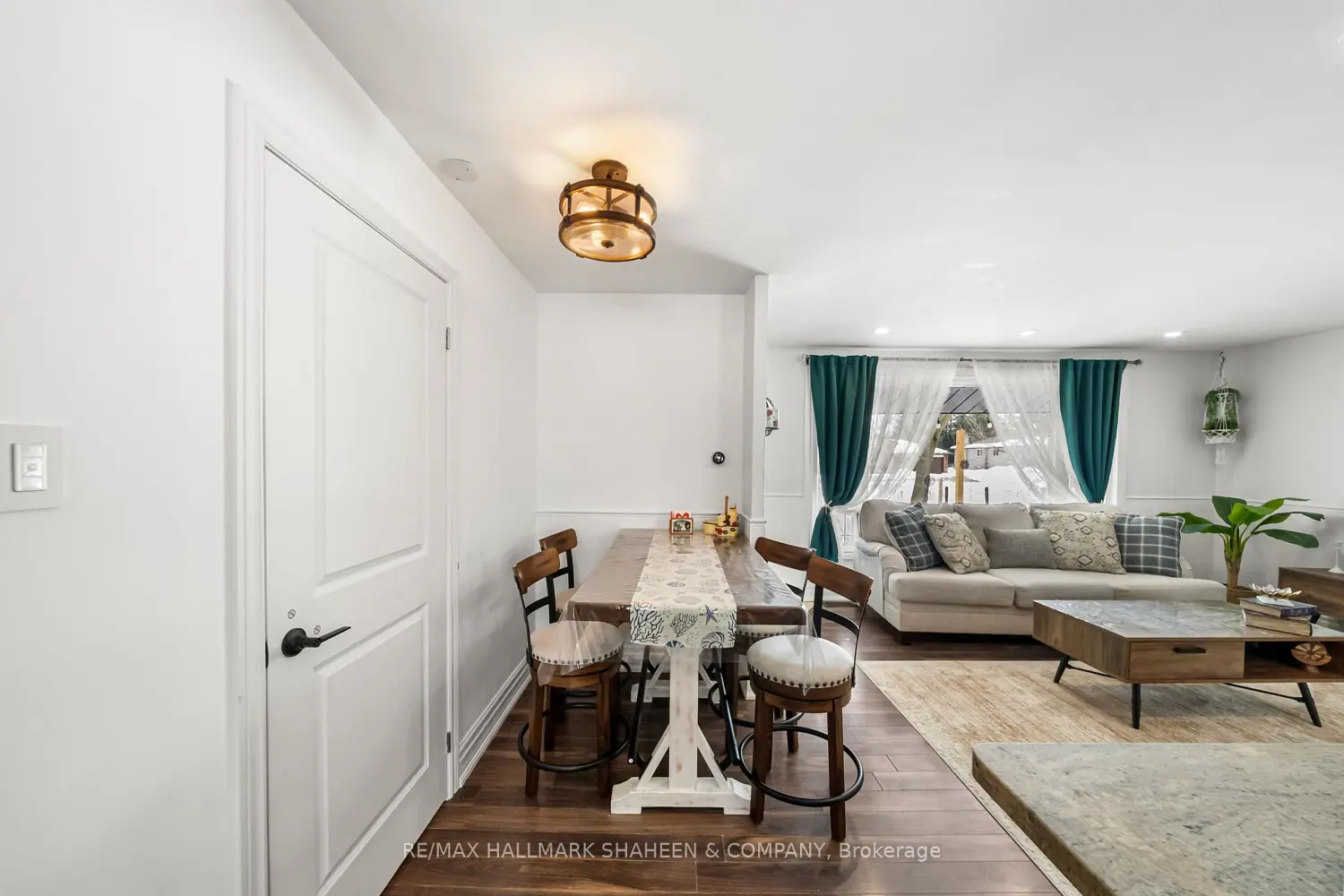 Additional image 10 of 2196 Richard Street