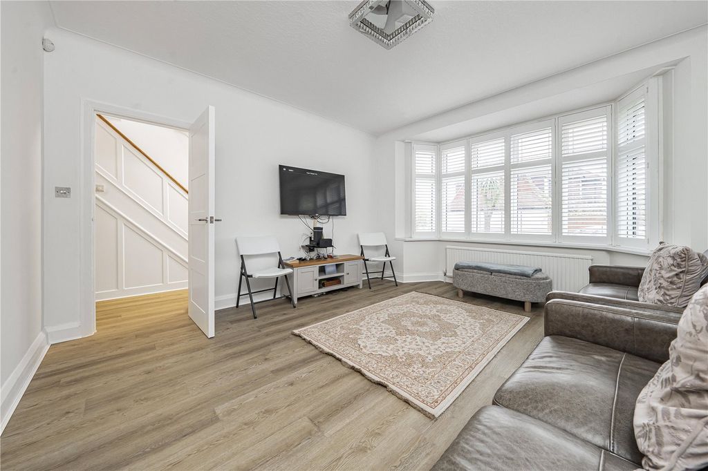 Additional image 4 of 3 bed detached house for saleAvondale Avenue, Old Malden, Worcester Park KT4