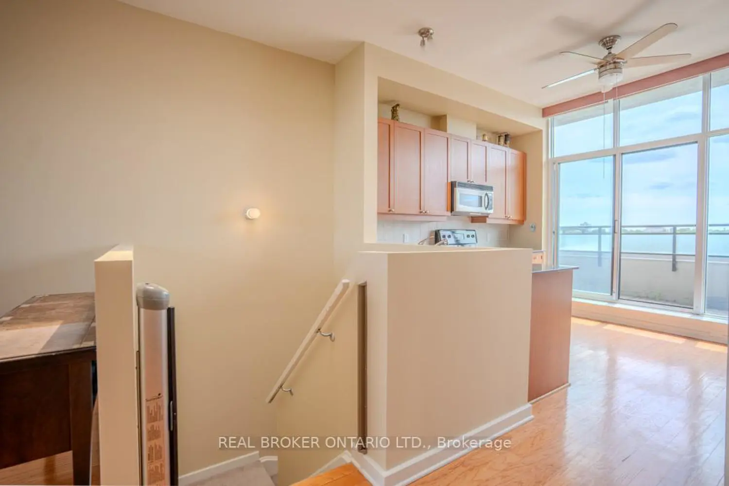 Additional image 6 of 150 Caroline Avenue 604