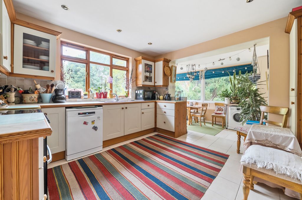 Additional image 4 of 4 bed detached house for saleHighfield Crescent, Highfield, Southampton, Hampshire SO17