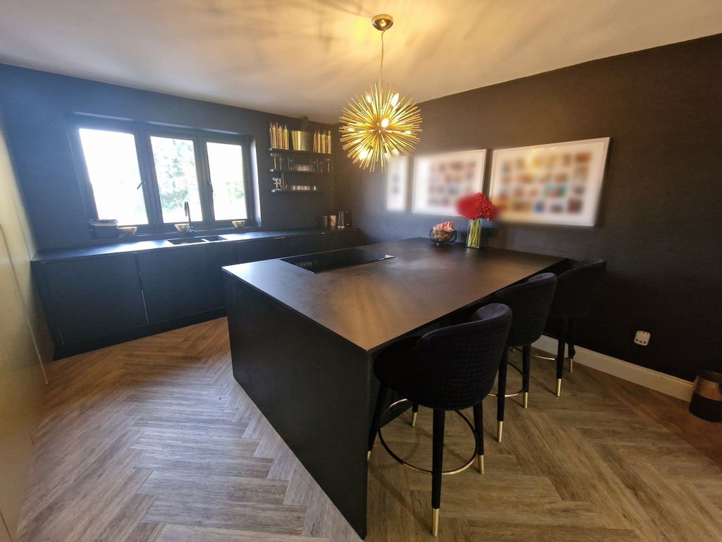 Additional image 7 of 5 bed detached house for salePengwerne, St. Nicholas Park, Yeovil BA20