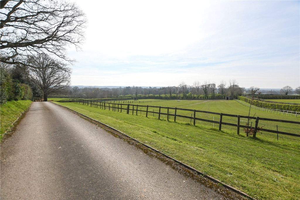 Additional image 28 of 6 bed detached house for saleWhite Horse Lane, Finchampstead, Wokingham, Berkshire RG40