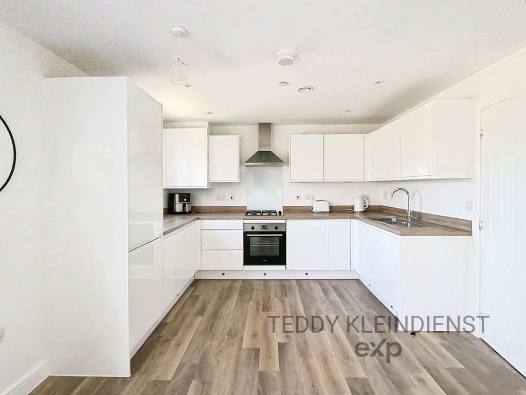 Additional image 4 of 1 bed flat for saleGunpowder Road, Worcester Park KT4