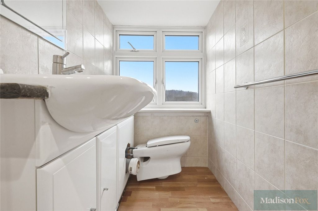 Additional image 37 of 5 bed detached house for saleMonkhams Lane, Woodford Green IG8