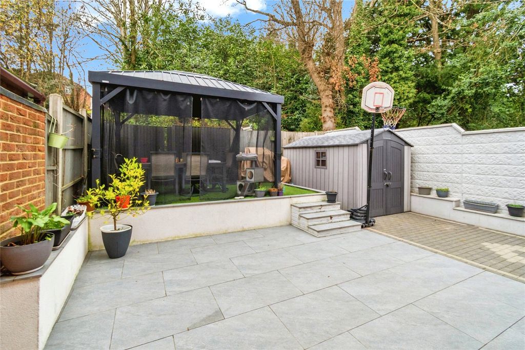 Additional image 29 of 3 bed semi-detached house for saleOsborne Road South, Southampton, Hampshire SO17