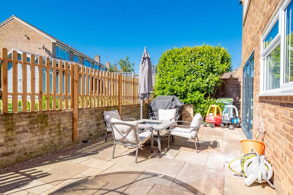 Additional image 20 of 4 bed detached house for saleBramling Avenue, Yateley, Hampshire GU46