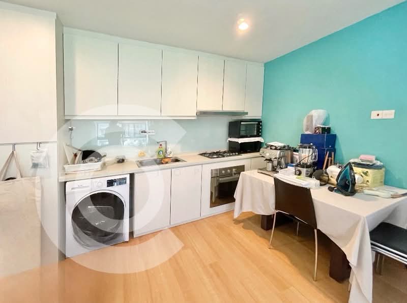 Additional image 4 of East Coast Home