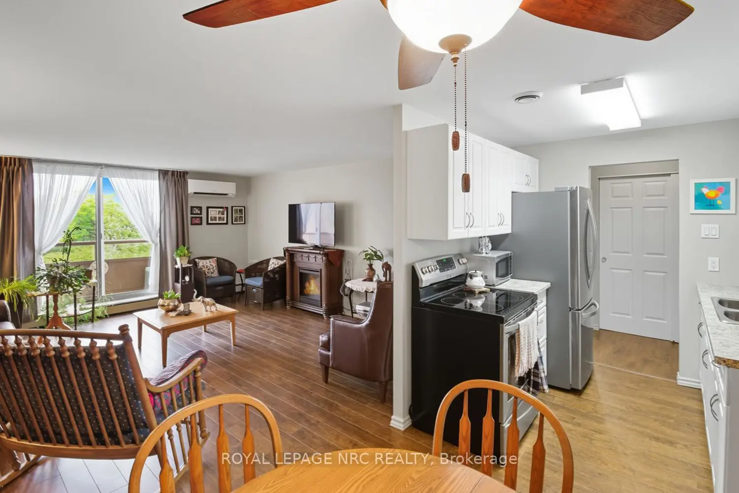 Additional image 13 of 264 Grantham Avenue 505