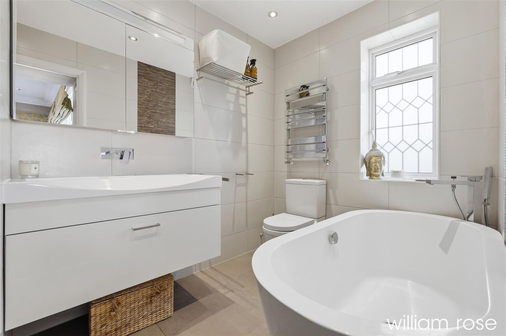 Additional image 22 of 5 bed detached house for saleMonkhams Lane, Woodford Green IG8