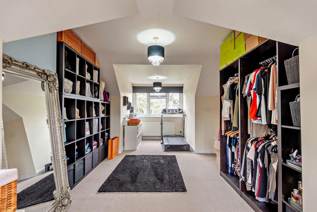 Additional image 28 of 7 bed semi-detached house for saleFordbridge Road, Ashford TW15