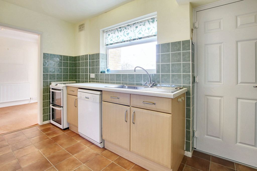 Additional image 6 of 4 bed semi-detached house for saleHidcote Road, Oadby LE2