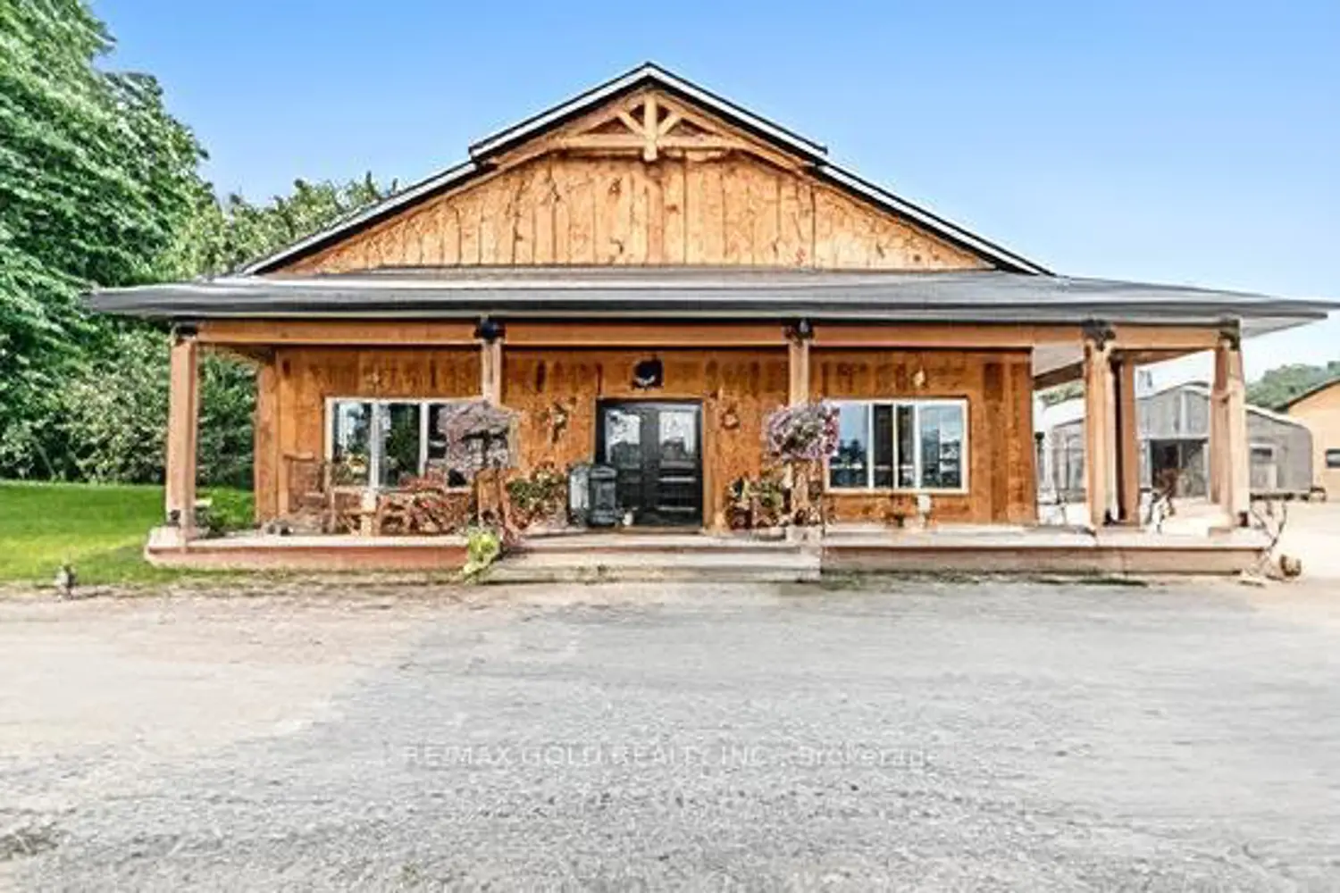 10258 Highway 9 photo 2