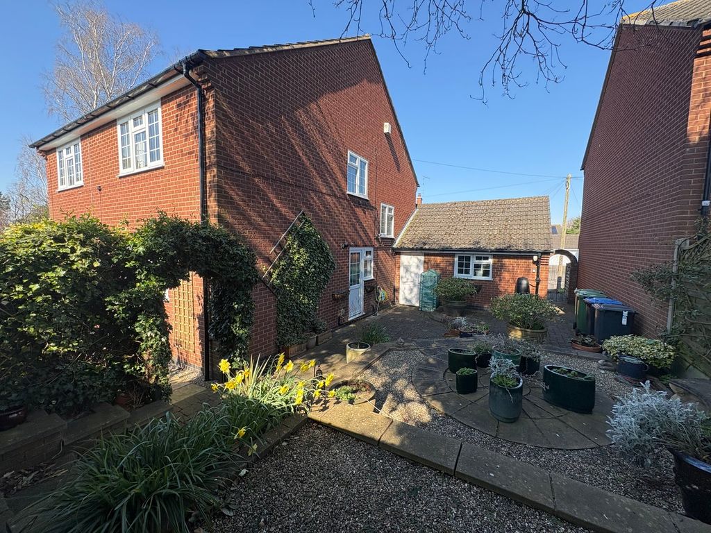 Additional image 26 of 4 bed detached house for saleWakes Close, Dunton Bassett, Lutterworth LE17