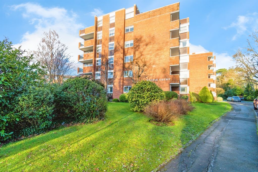 2 bed flat for saleTalbot Close, Southampton SO16
