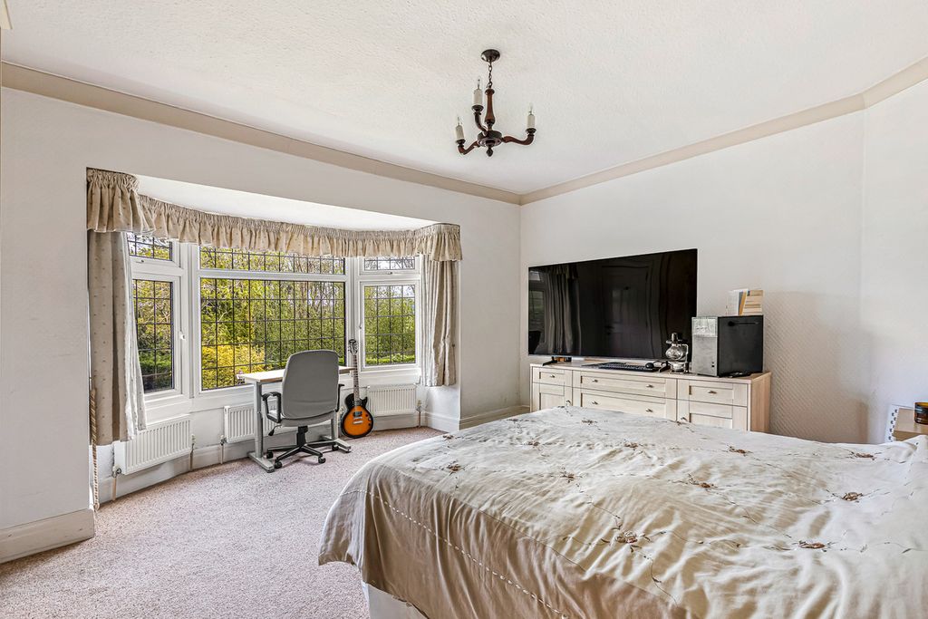 Additional image 19 of 6 bed detached house for sale5 Birches Road, Codsall WV8