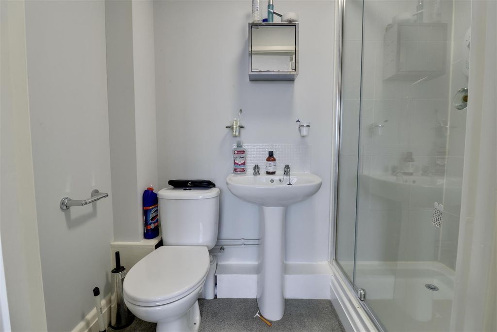 Additional image 18 of 4 bed property for saleHavant Road, Farlington, Portsmouth PO6