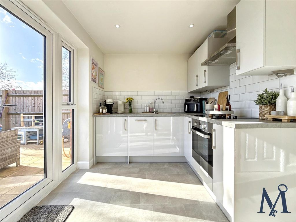 Additional image 6 of 2 bed semi-detached house for saleMoon Avenue, Hugglescote, Coalville LE67