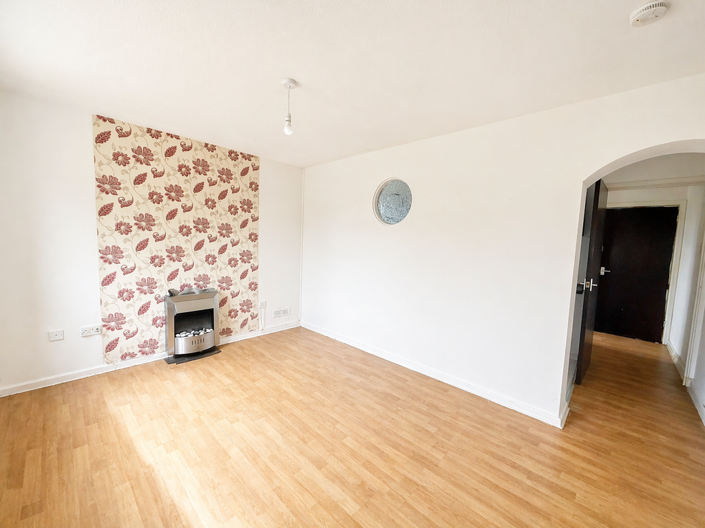1 bed flat for saleLyle Close, Leicester LE4 photo 2