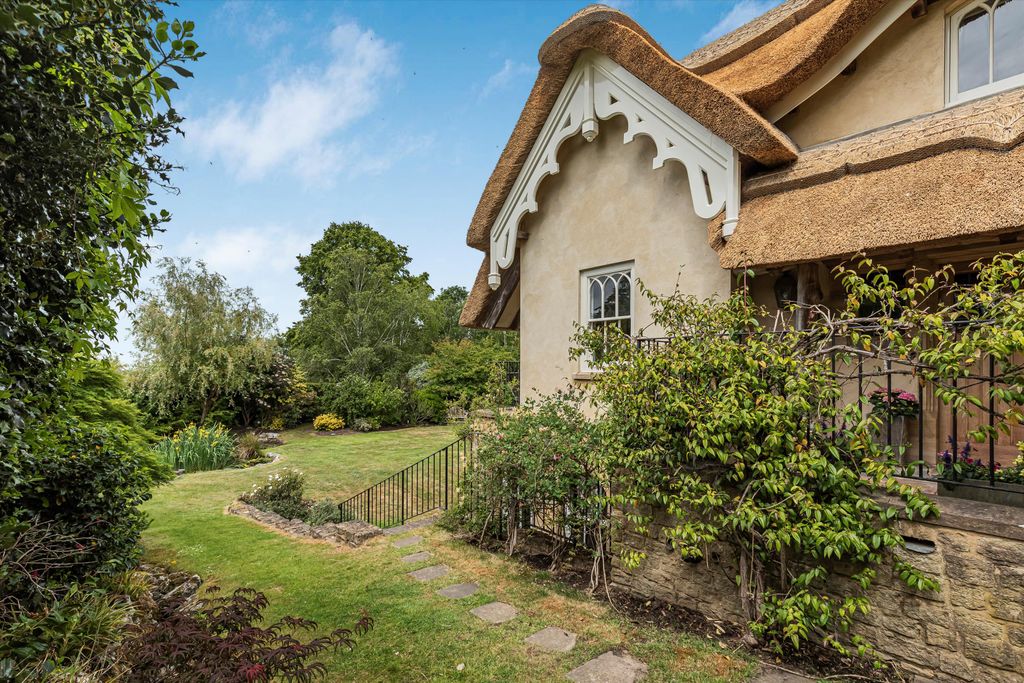 Additional image 18 of 3 bed cottage for saleRichmond Park, Richmond TW10