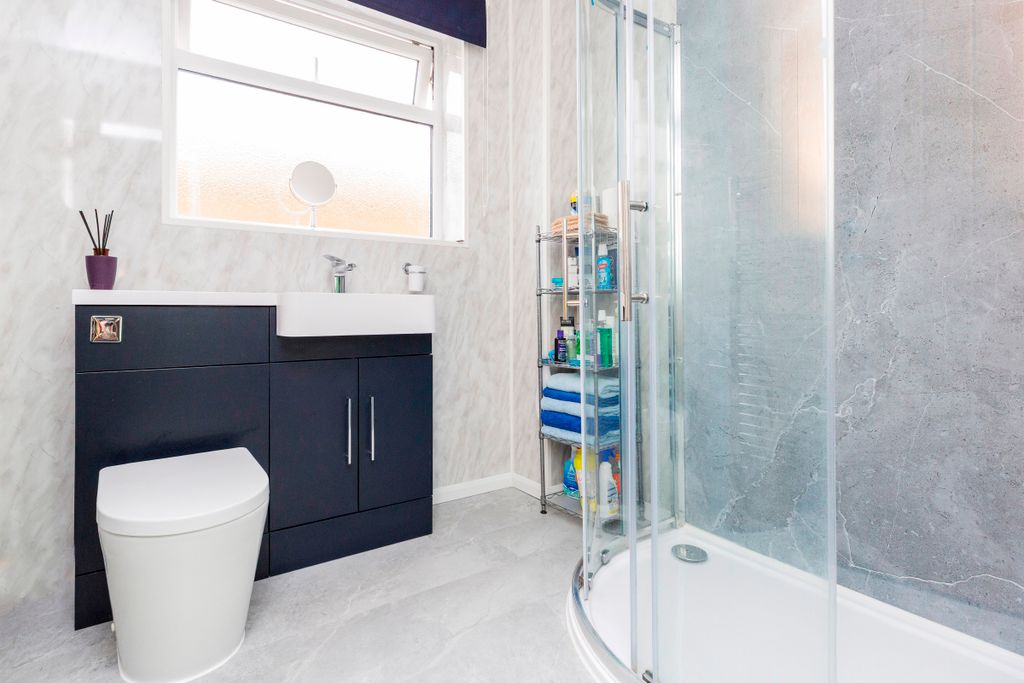 Additional image 7 of 3 bed bungalow for saleBrookside, Gillingham SP8