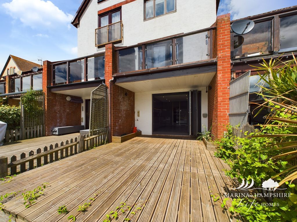 Additional image 25 of 3 bed terraced house for saleCarbis Close, Portsmouth PO6