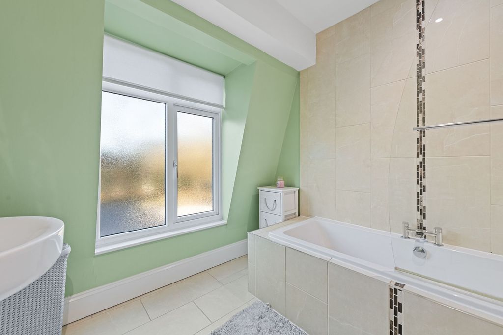 Additional image 23 of 5 bed detached house for saleHorncastle Road, Woodhall Spa LN10