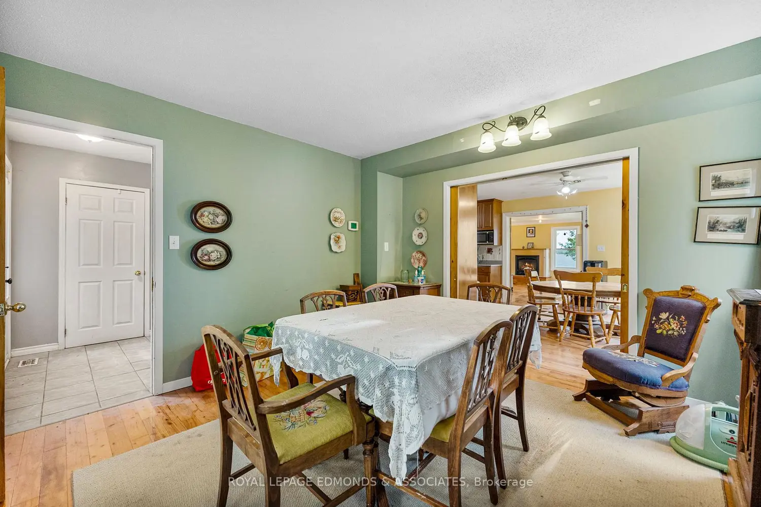 Additional image 7 of 1095 Mountainview Drive