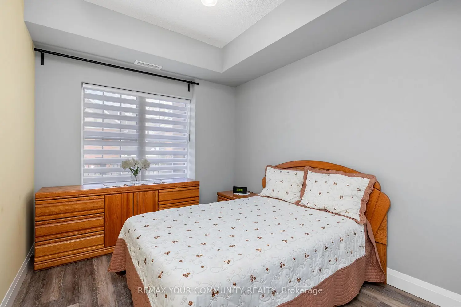 Additional image 11 of 9973 Keele Street 202