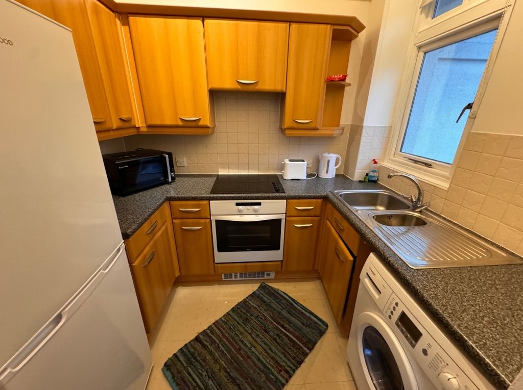 Additional image 3 of 3 bed flat for salePenn Road, Penn, Wolverhampton WV3
