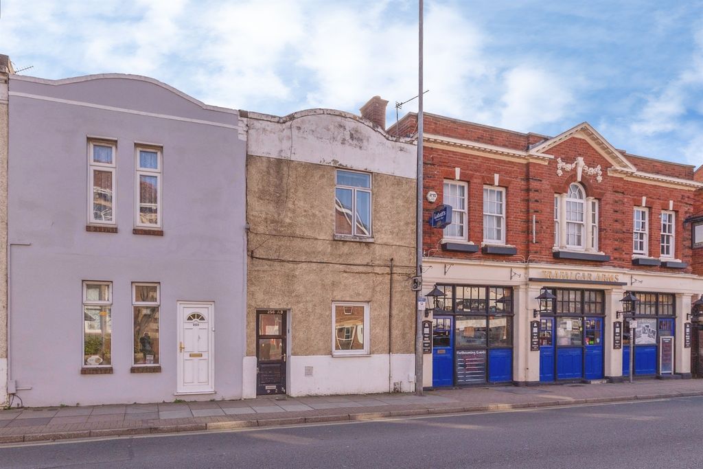 3 bed flat for saleFratton Road, Portsmouth PO1