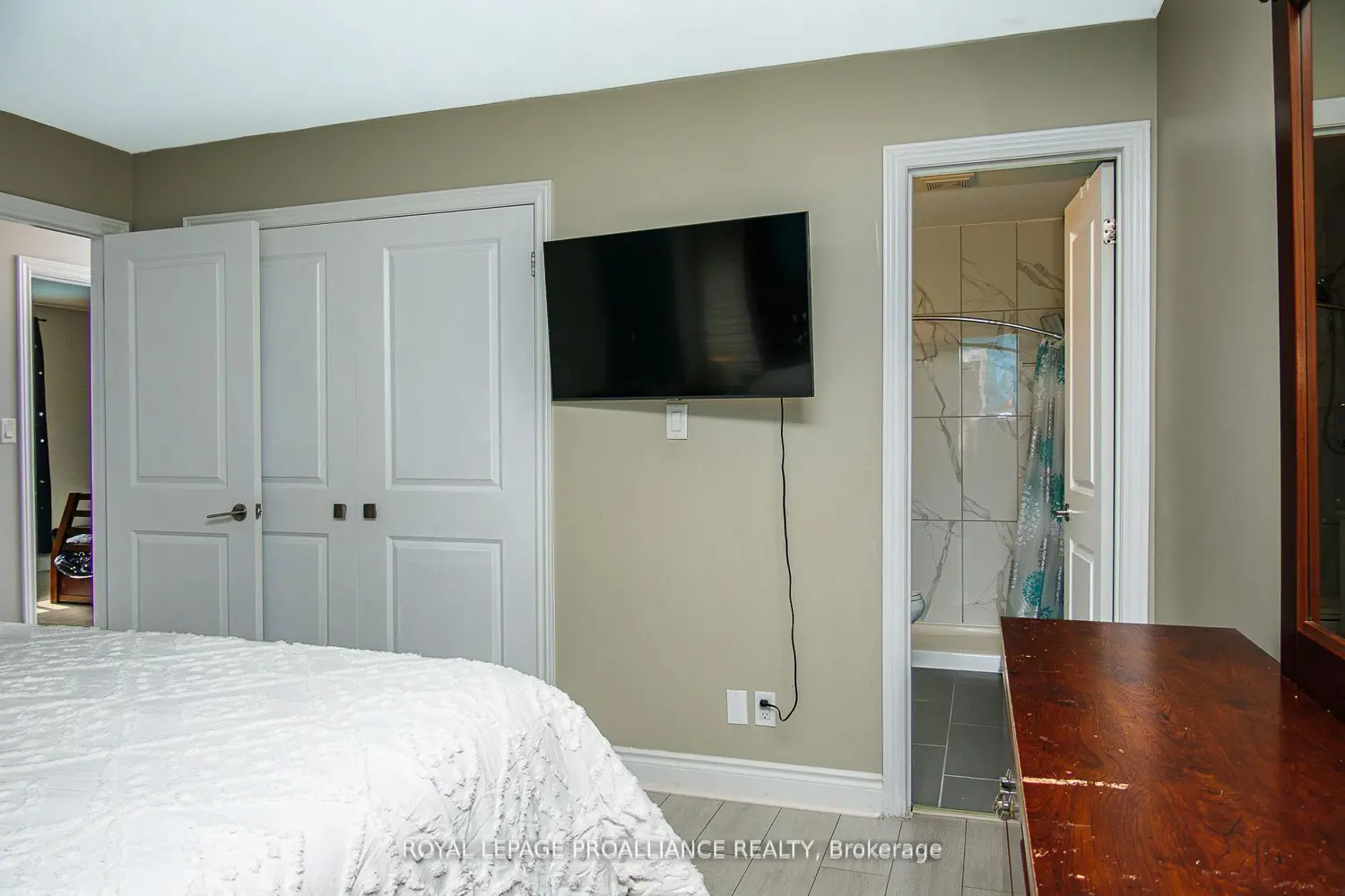 Additional image 10 of 11 Springbrook Crescent