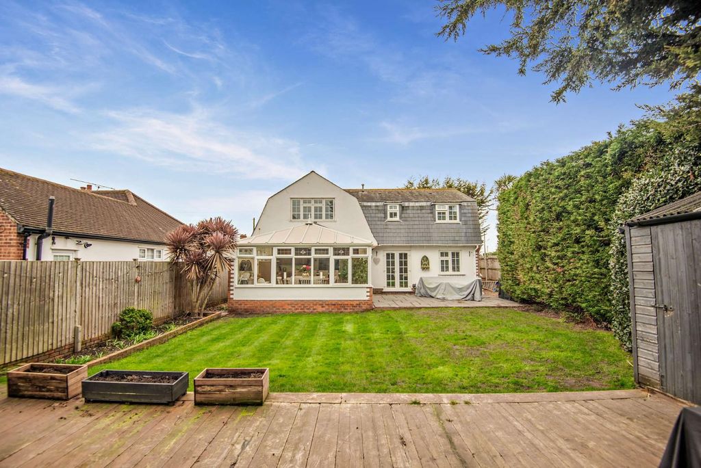Additional image 2 of 5 bed detached house for saleThe Drive, Ashford TW15