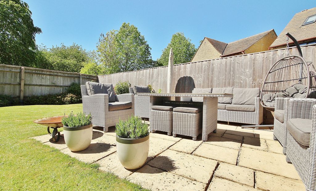 Additional image 19 of 6 bed detached house for saleSherbourne Road, Witney OX28