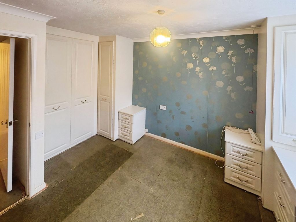 Additional image 6 of 1 bed flat for saleSherwood Close, Southampton SO16