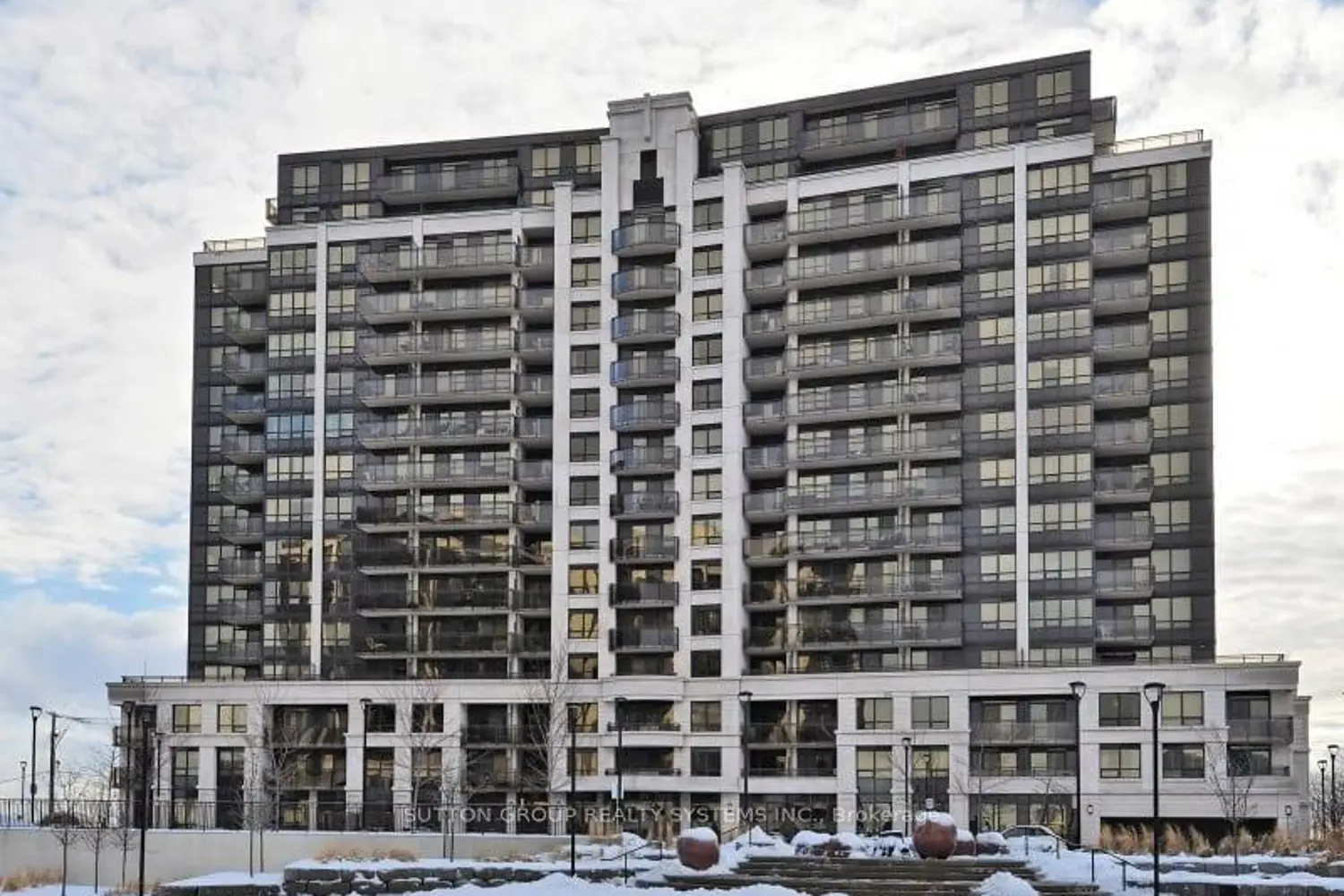1070 Sheppard Avenue Ph11