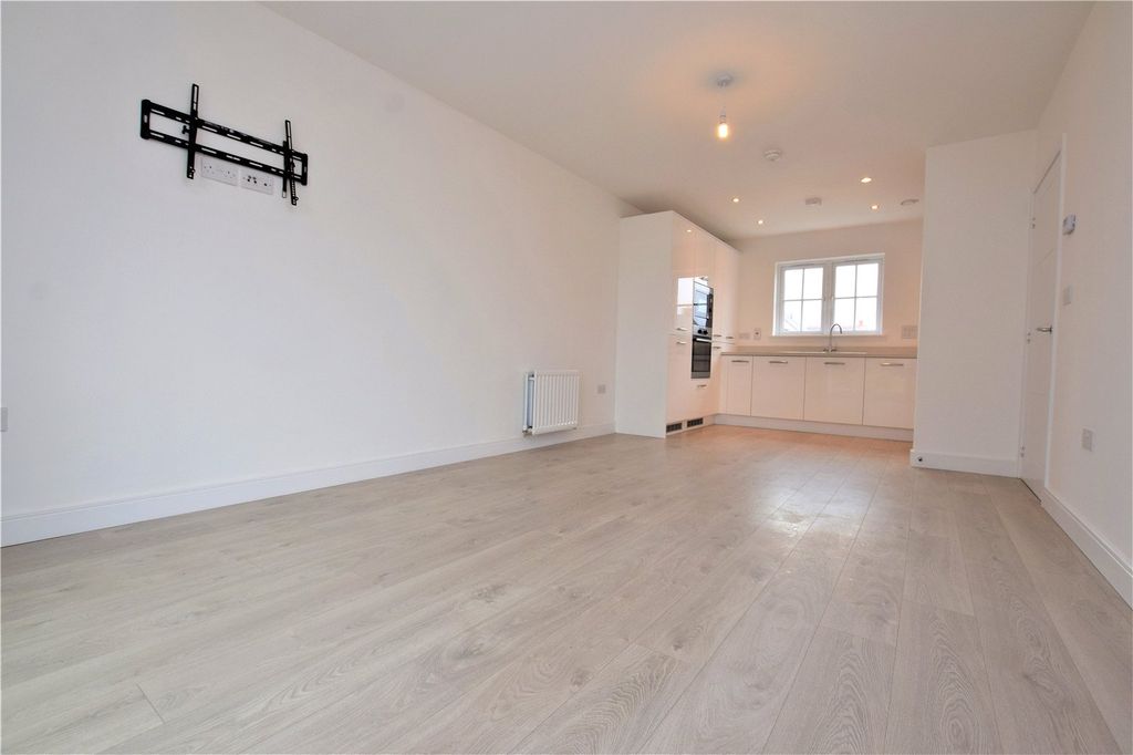 Additional image 7 of 1 bed flat for saleButcher Row, Witham, Essex CM8