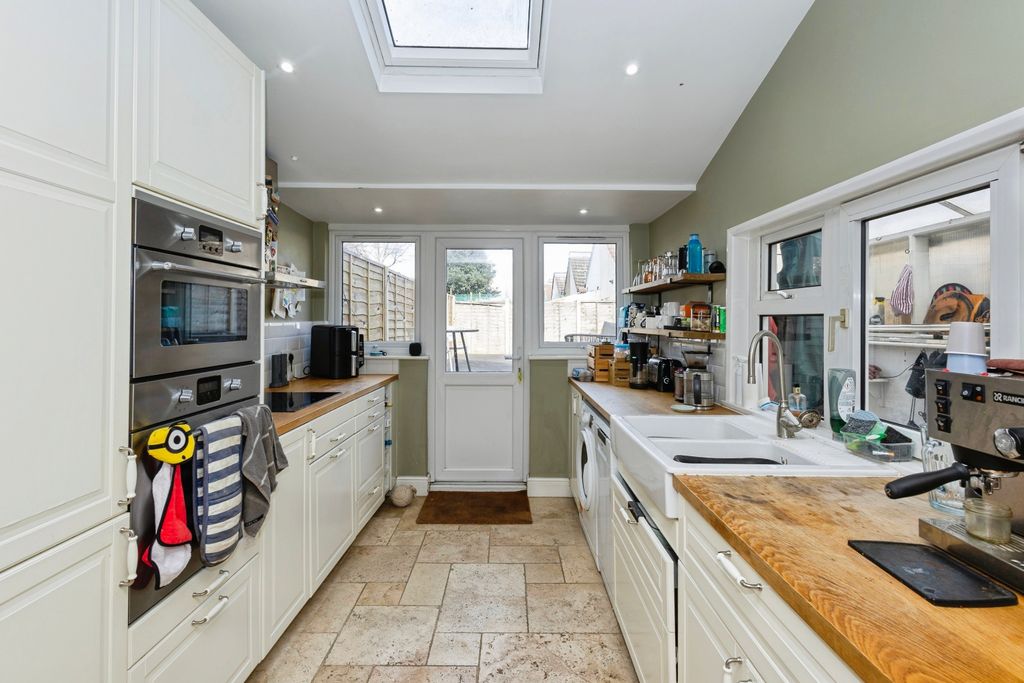 Additional image 19 of 3 bed terraced house for saleNew Road, Portsmouth PO2