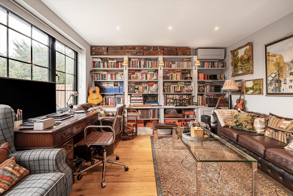 Additional image 8 of 6 bed detached house for saleCedar Heights, Richmond TW10
