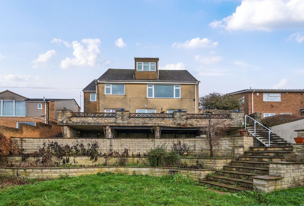 4 bed detached house for saleCrawley Road, Witney, Oxfordshire OX28