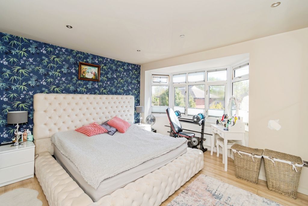 Additional image 12 of 3 bed semi-detached house for saleOsborne Road South, Southampton, Hampshire SO17