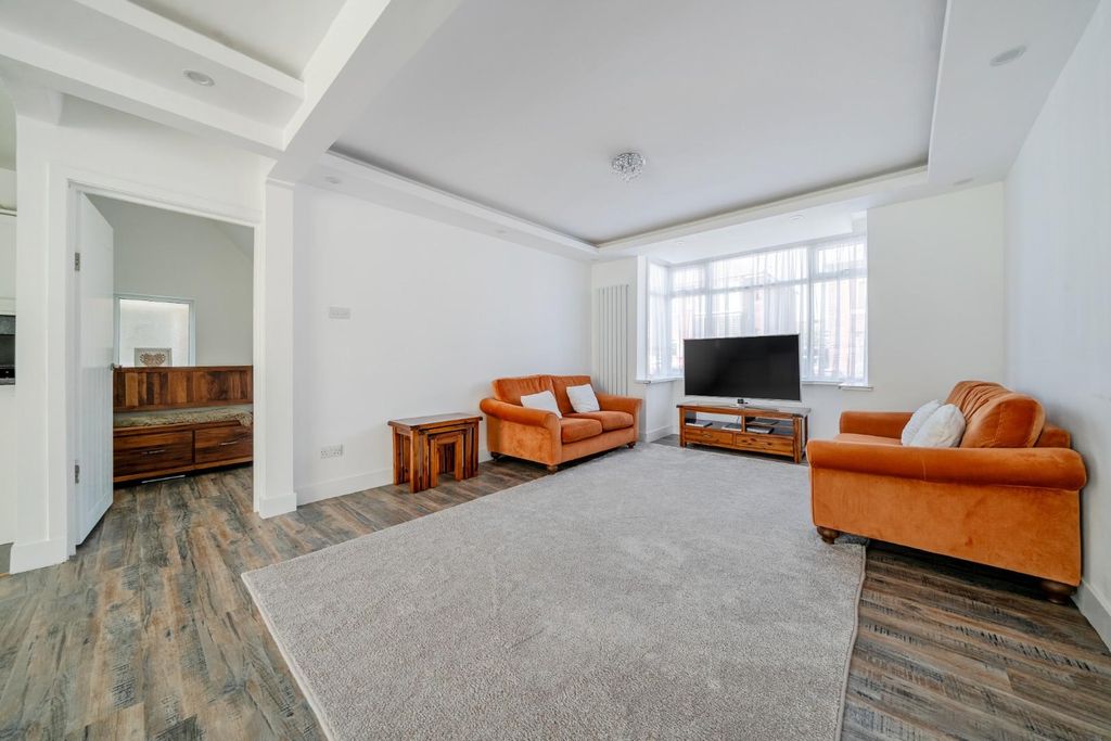 Additional image 2 of 3 bed semi-detached house for saleCompton Road, Portsmouth PO2