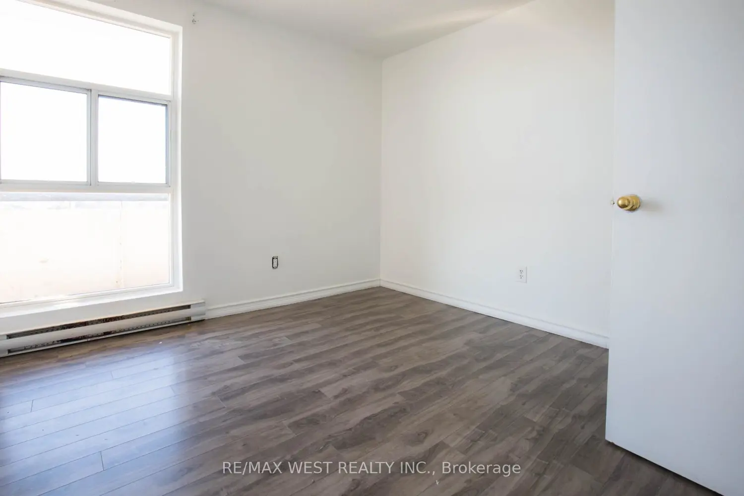 Additional image 8 of 3025 Queen Frederica Drive 1503